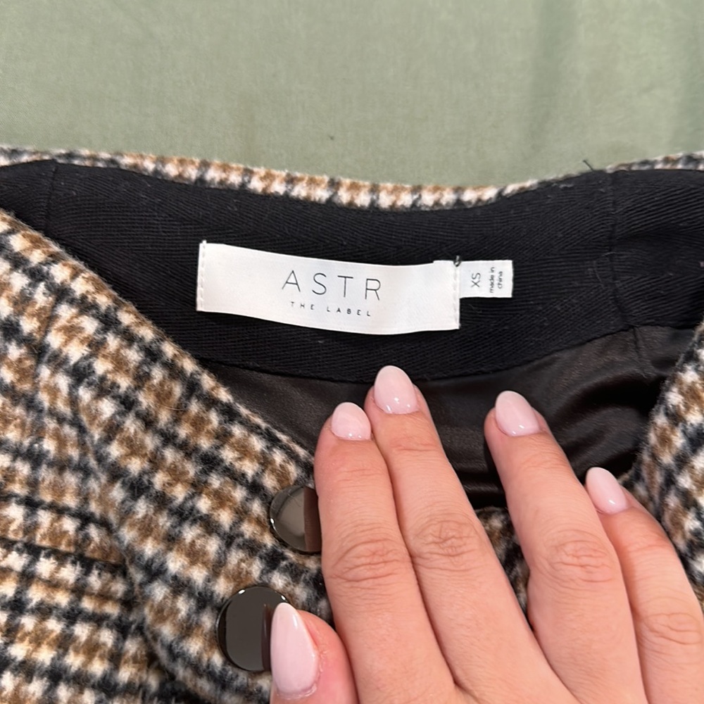 Astr The Label Wool Button Up Skirt. - image 2